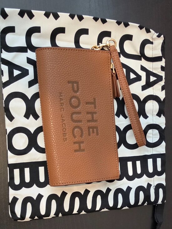 Marc Jacobs Handbags - Marc Jacobs The Leather Pouch (Argan Oil/Brown)